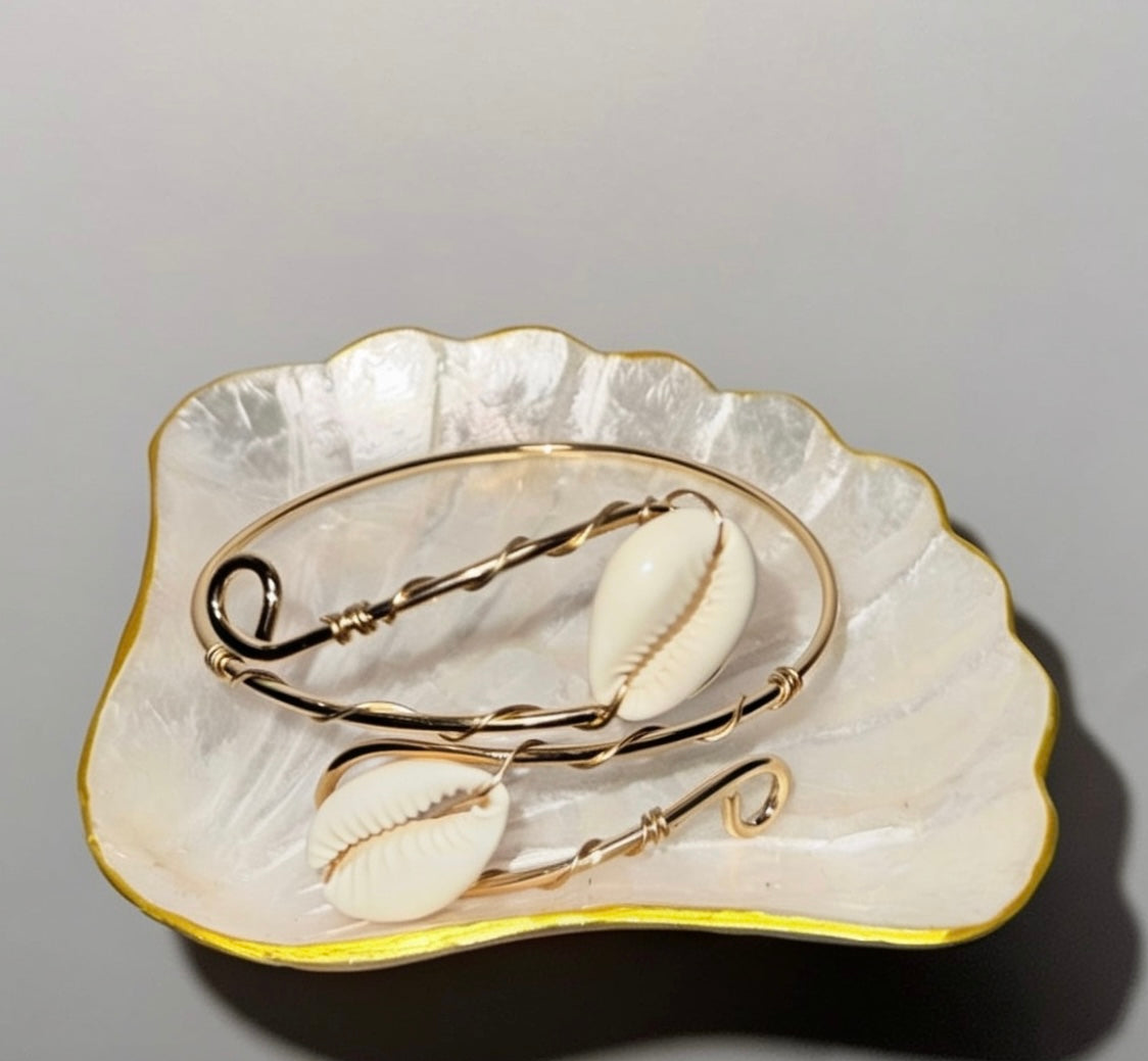 Shell Arm Cuff